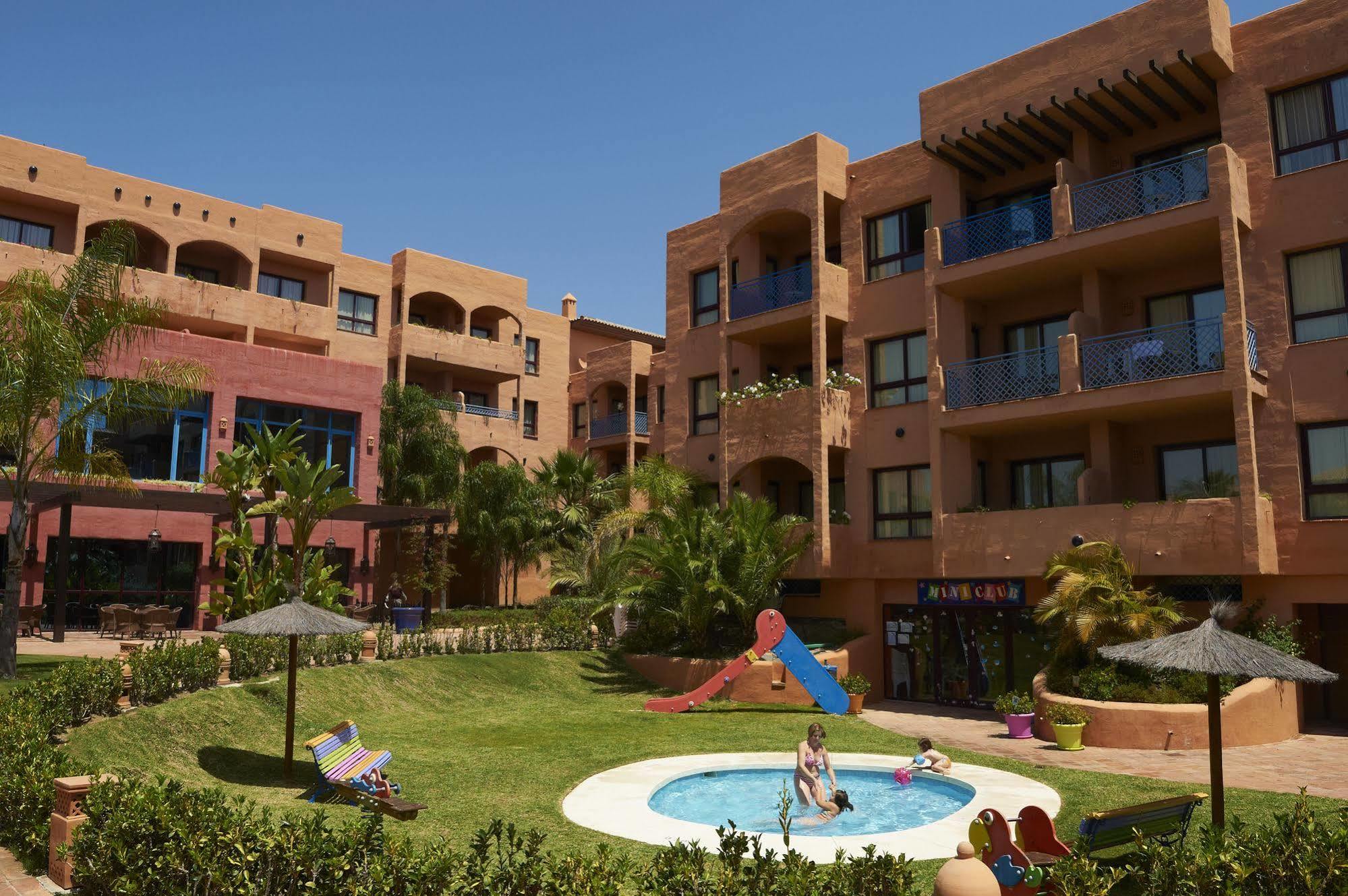 Pierre & Vacances Estepona Exterior photo